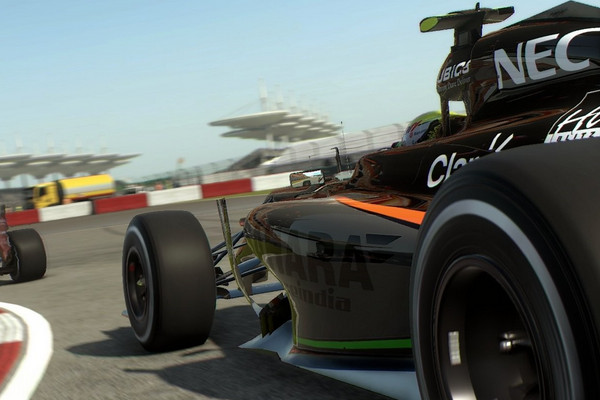 F1 2015正式版下载-F1 2015正式版Stream分流单机游戏下载图1