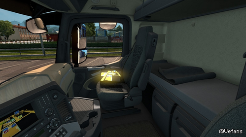 欧洲卡车模拟2 v1.27笔记本电脑GPS显示屏MOD